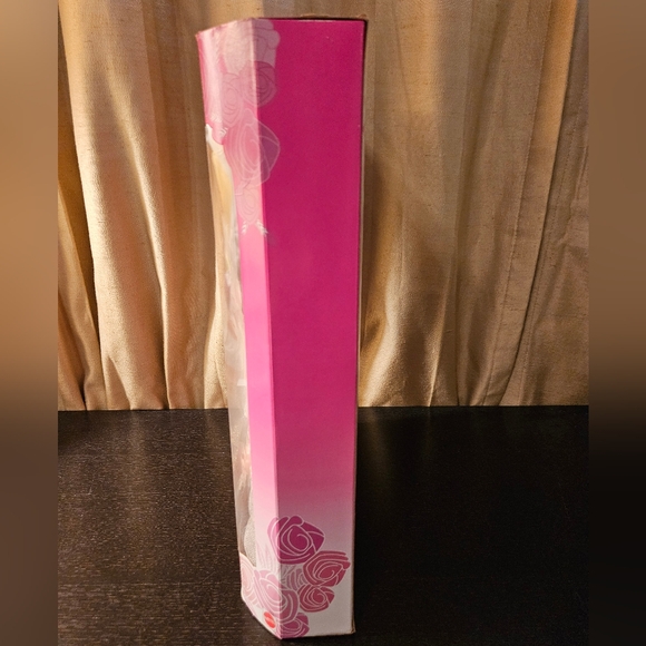 NIB Vintage 1992 Romantic Bride Barbie - Picture 2 of 5